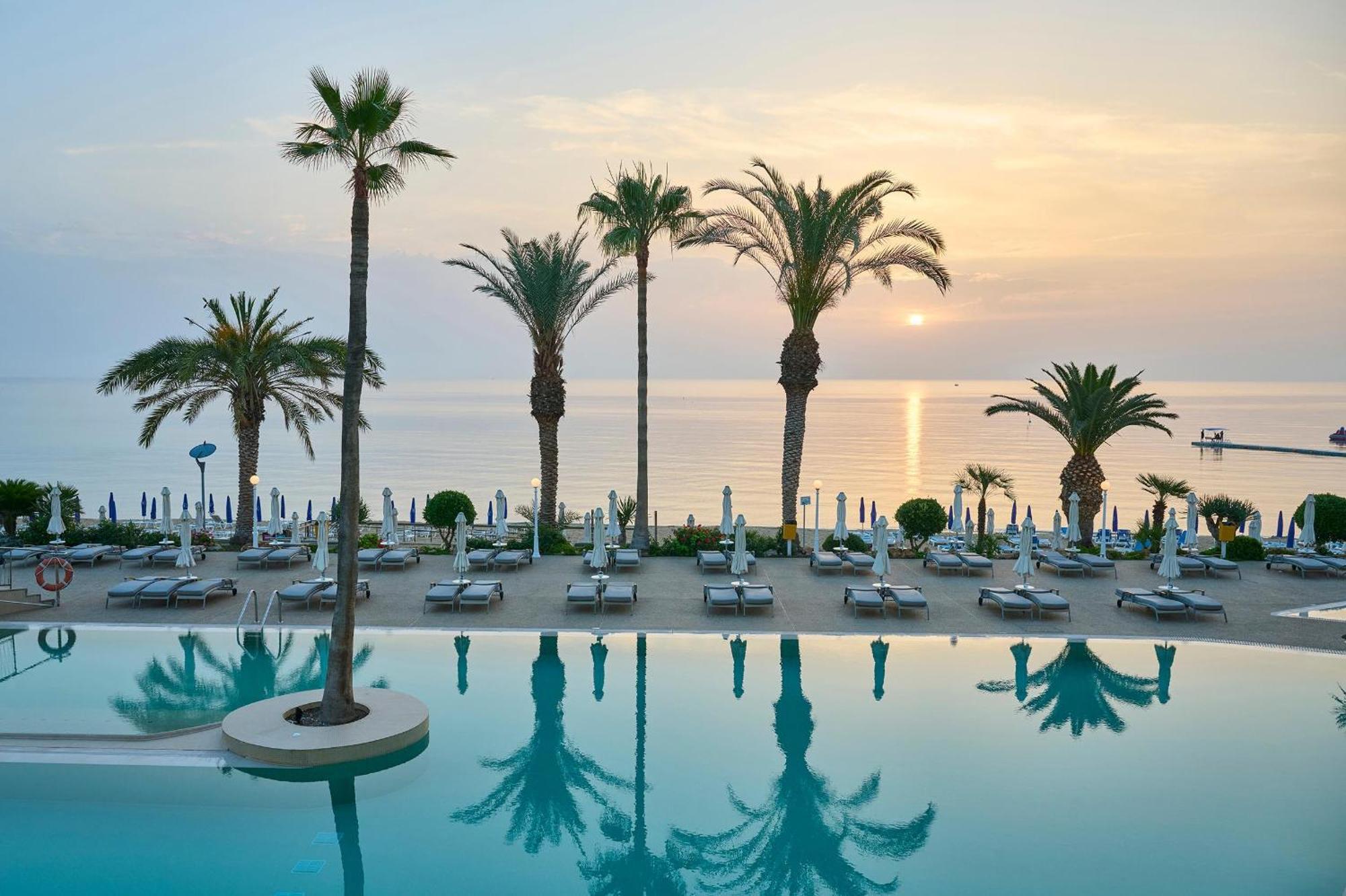 Sunrise Beach Hotel Protaras Buitenkant foto